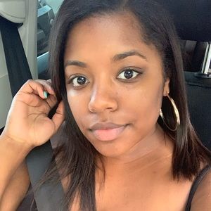 Meet your Posher, Annabel